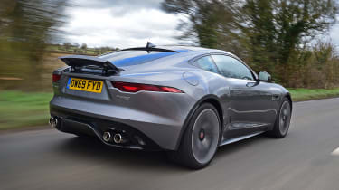 Jaguar f deals type isofix